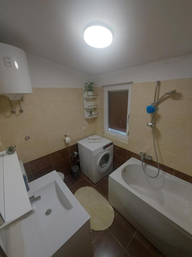 Apartman Mb Podstrana Extérieur photo