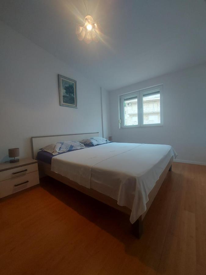 Apartman Mb Podstrana Extérieur photo